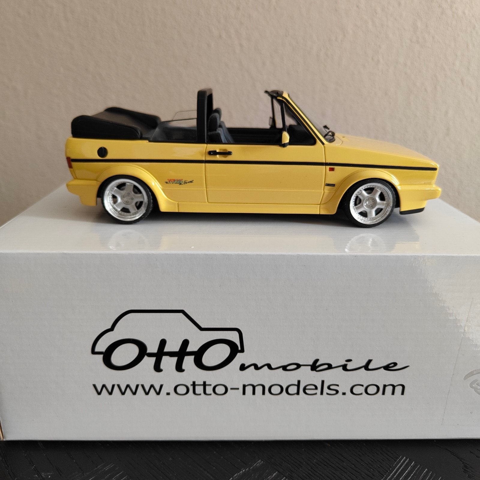 Volkswagen Golf 1 Cabrio Young Line 1:18 Ottomobile, Ophalen of Verzenden, Nieuw, OttOMobile