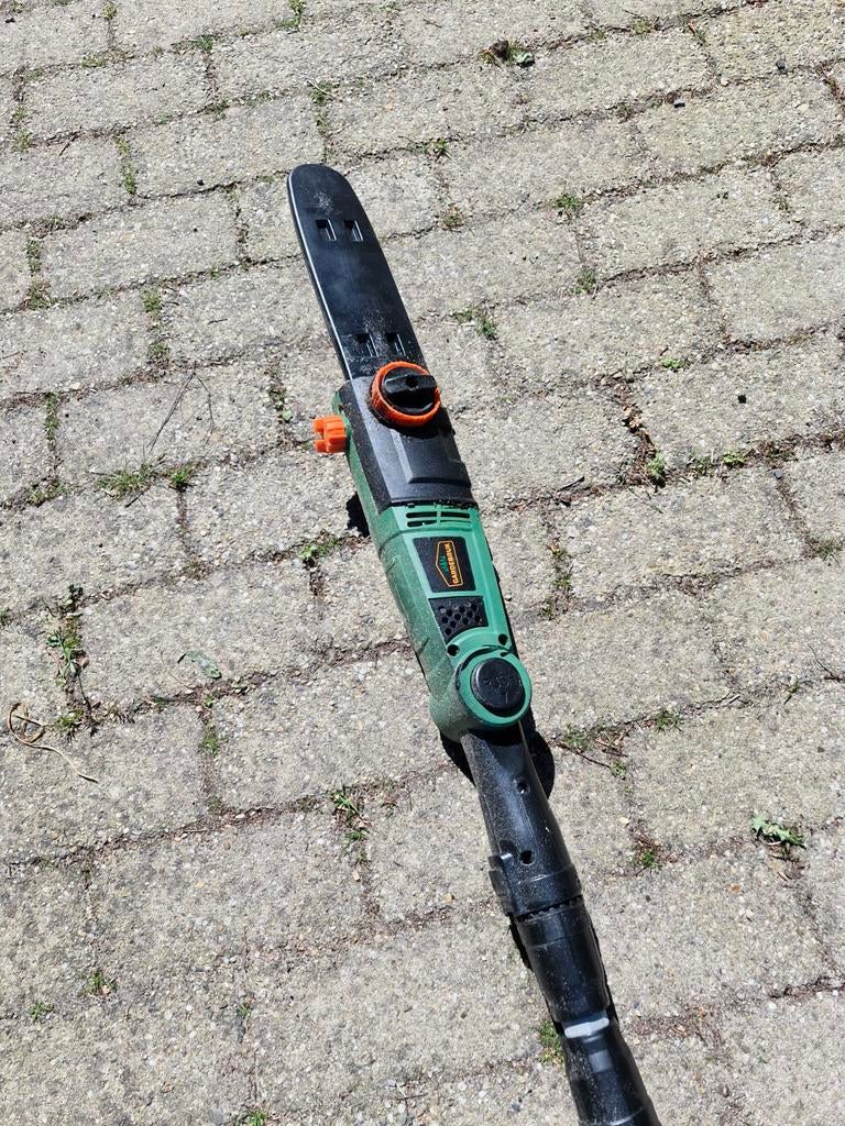 Zo goed als nieuwe kettingzaag met verlengbaar handvat, Ophalen, Zo goed als nieuw, Kettingzaag