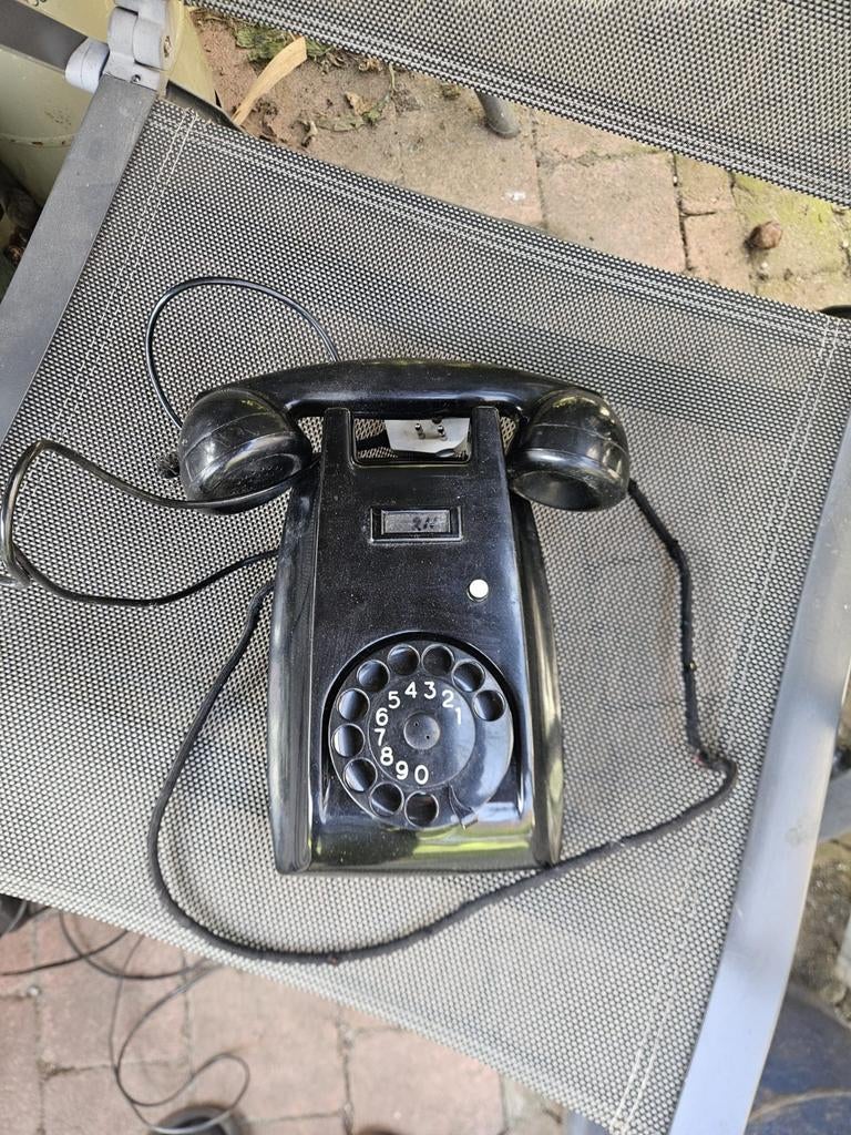 Vintage bakelieten wandtelefoon met draaischijf, Ophalen of Verzenden