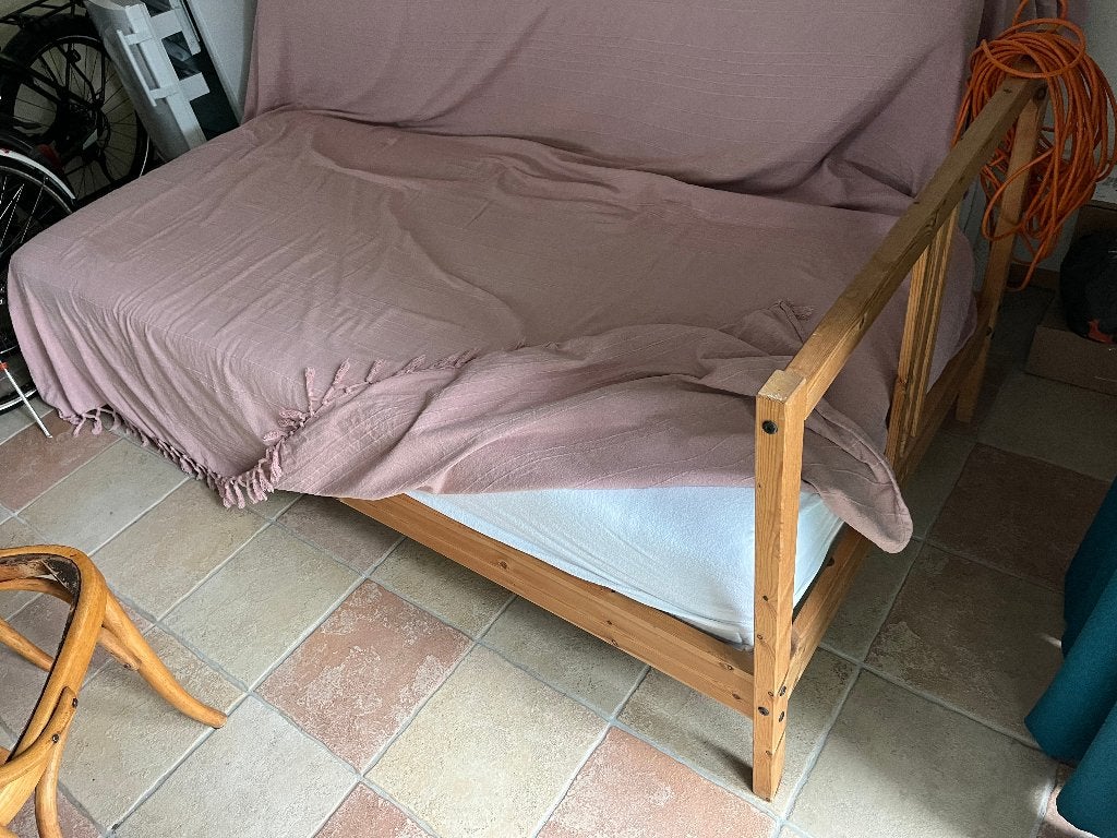 Gratis: houten 1 persoons bed (Ikea)- zonder matras, Ophalen, Gebruikt, 90 cm, 200 cm