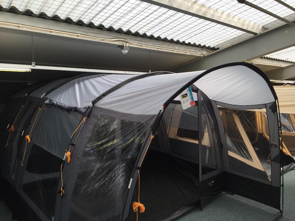 In zeer goede staat tweemaal gebruikt, Caravans en Kamperen, Tenten, Ophalen, Zo goed als nieuw, Tot en met 4