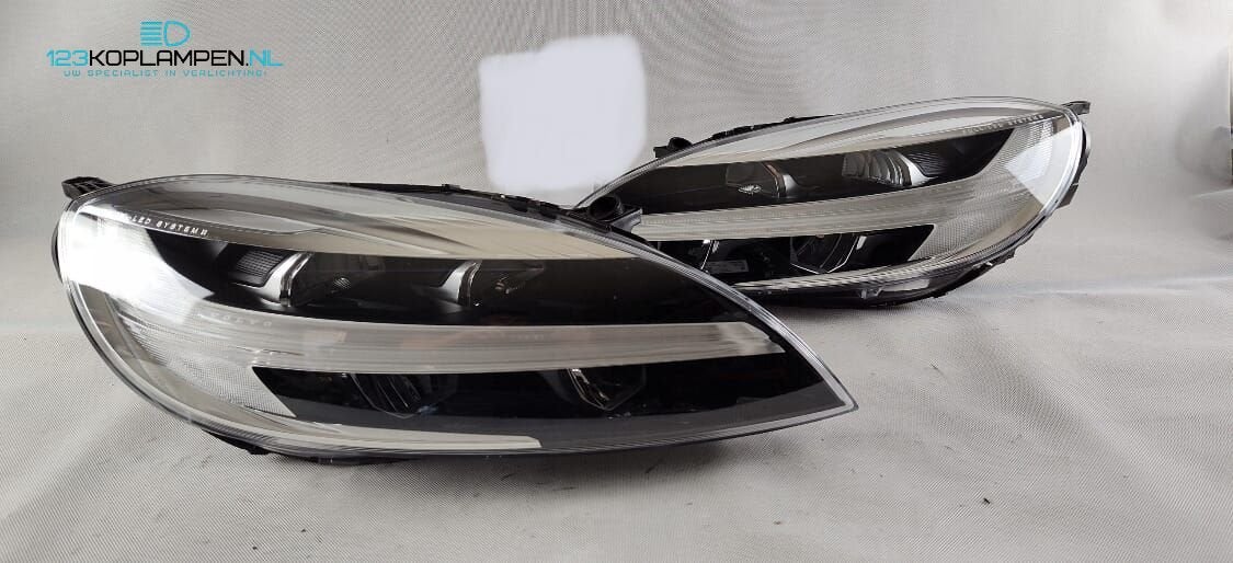 (J3) Volvo V40 Full Led koplamp links rechts, Auto-onderdelen, Verlichting, Gebruikt, -, -, Ophalen of Verzenden