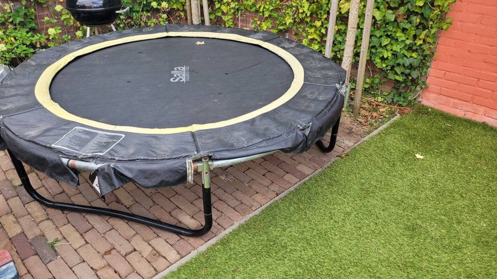 Salta Trampoline - Gebruikt 2.10m, Ophalen, Gebruikt