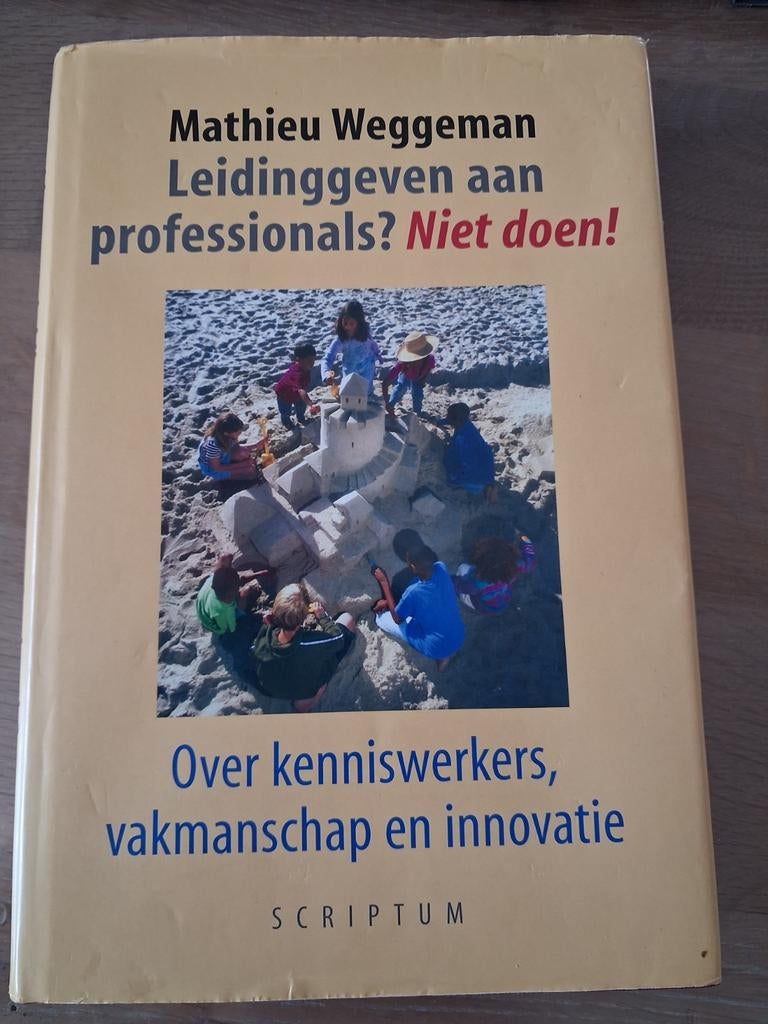 Studieboek Management: Leidinggeven aan professionals, Ophalen of Verzenden, Gelezen, Management, Mathieu Weggeman