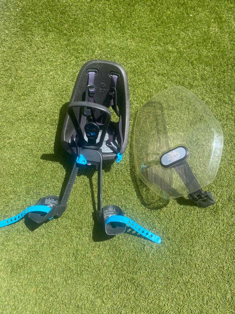 Thule yepp nexxt mini 2 voorzitje met windscherm en adapter, Ophalen, Gebruikt, Voorzitje, Voetsteuntjes