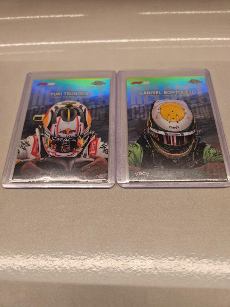 Tsunoda bortoleto helmet collection topps chrome f1 2025, Ophalen of Verzenden, Nieuw, Plaatje