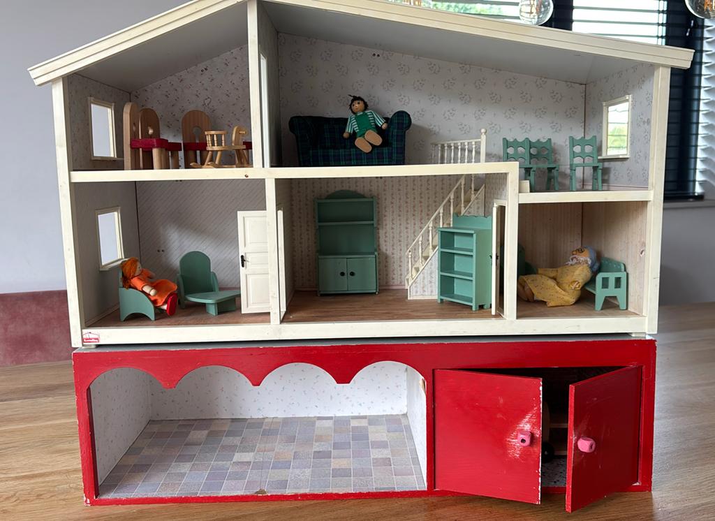 Geweldig vintage poppenhuis, Kinderen en Baby's, Speelgoed | Poppenhuizen, Ophalen, Gebruikt, Poppenhuis