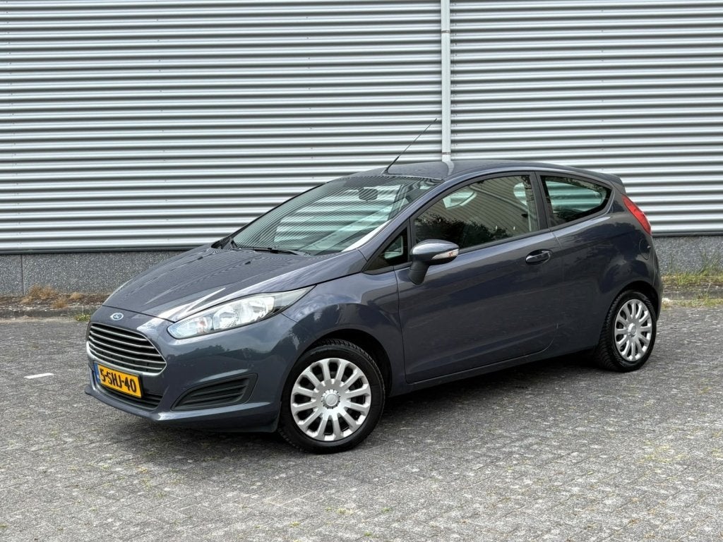Ford Fiesta 1.0 Style UNIEKE KM Org NL Airco Trekhaak, Auto's, Euro 5, Gebruikt, Leder en Stof, 23 km/l