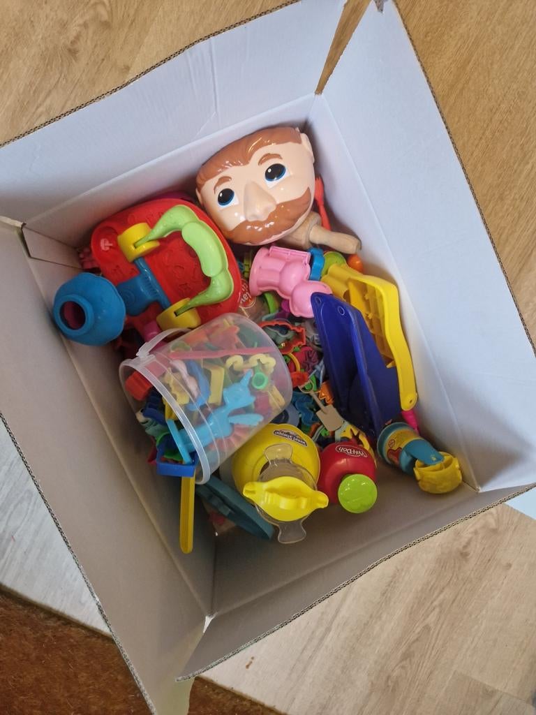 Grote doos play-do : tandarts, keuken, My Little Pony, mons, Ophalen of Verzenden, Jongen of Meisje