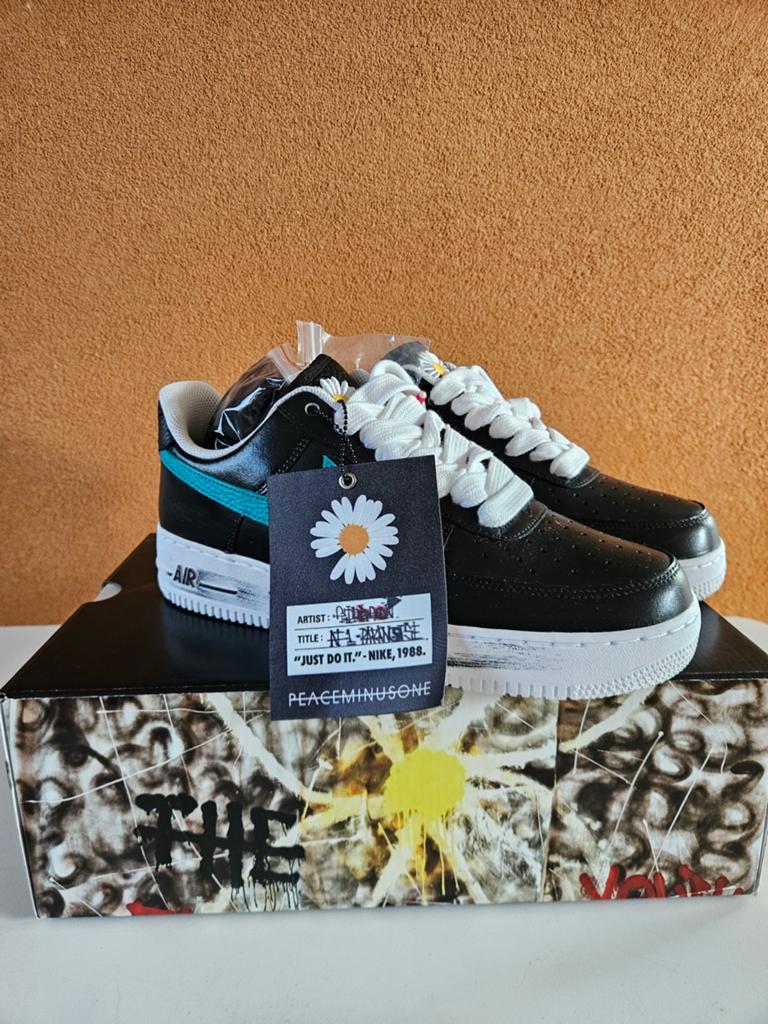 Nike Air Force 1 '07 Para-Noise G-Dragon PEACEMINUSONE, Kleding | Heren, Ophalen of Verzenden, Nieuw, Wit