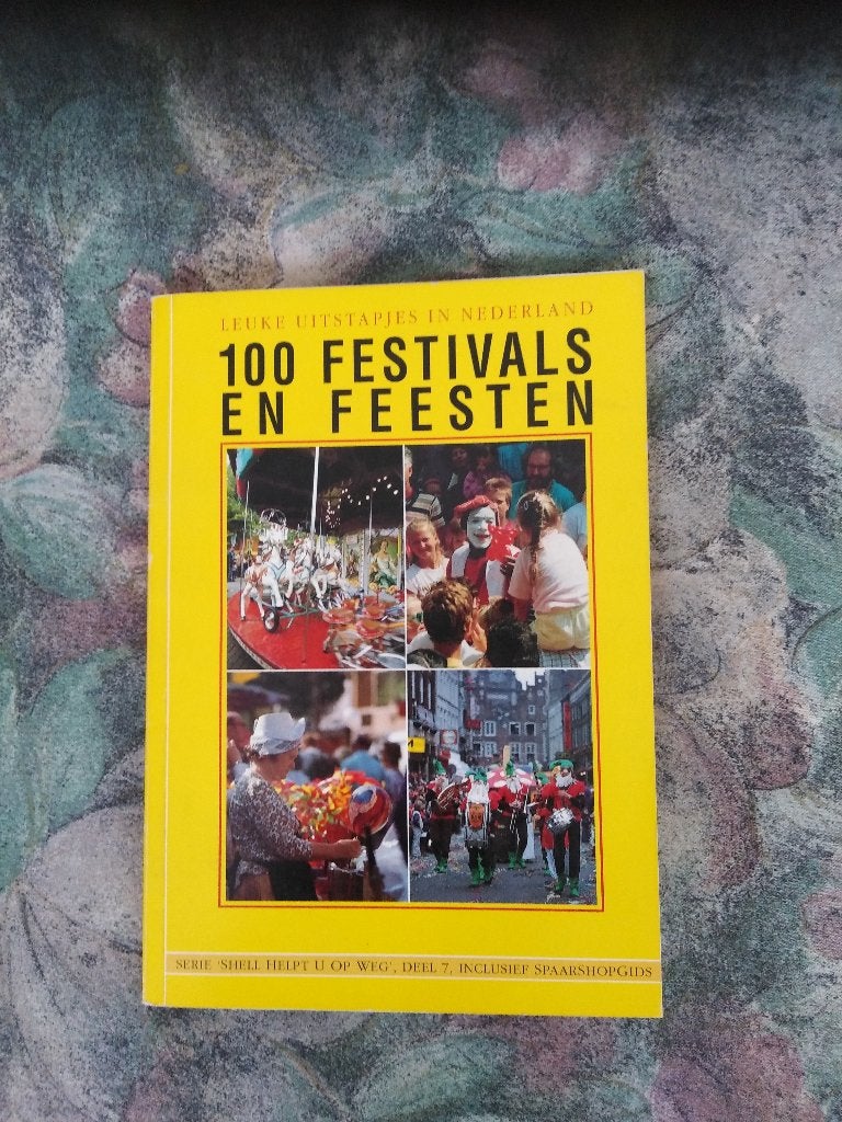 Boekje - 100 Festivals en Feesten, Ophalen of Verzenden, Zo goed als nieuw