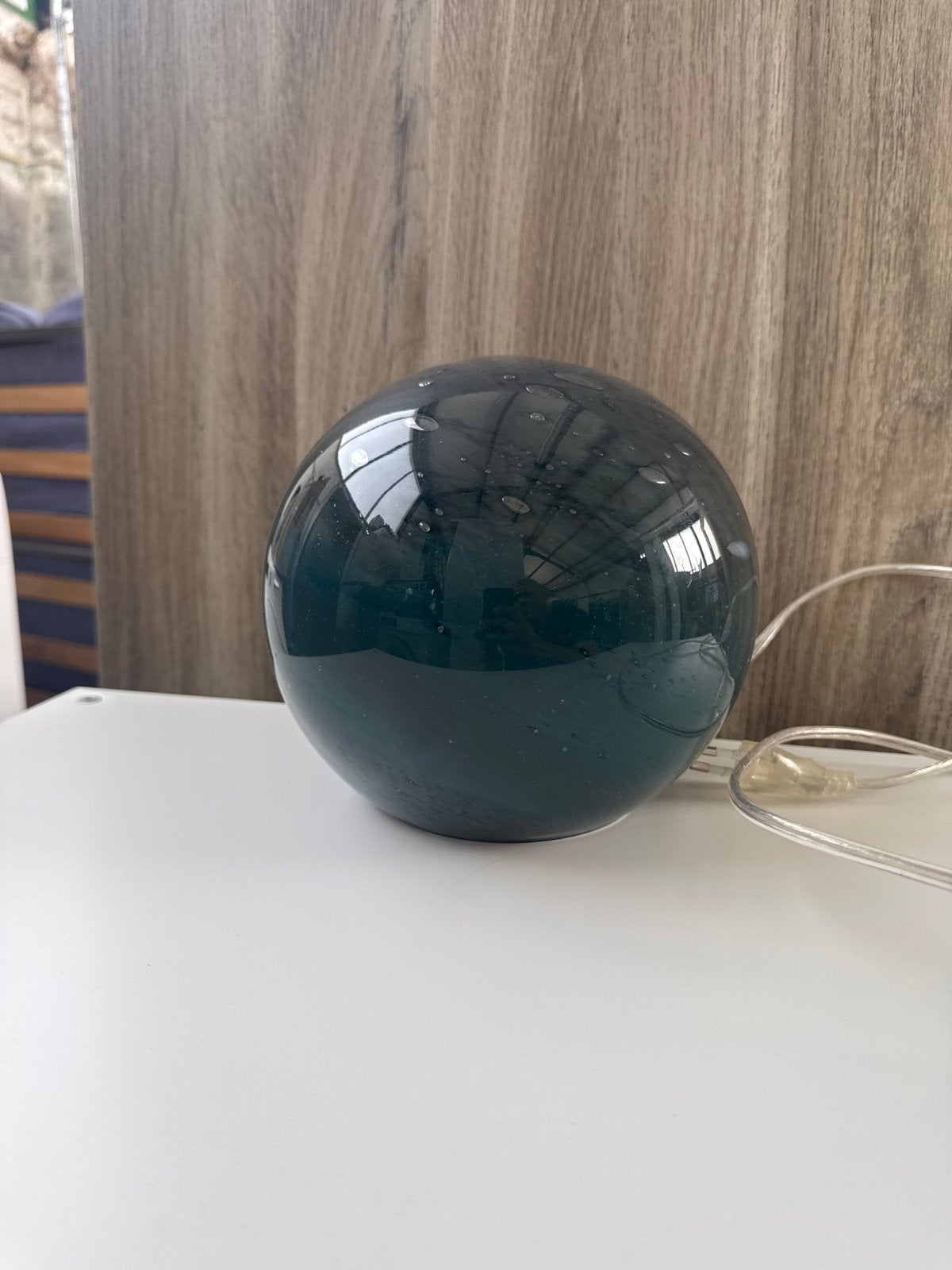 Donkergroene glazen bol decoratie, Ophalen of Verzenden, Zo goed als nieuw, Glas, Minder dan 50 cm