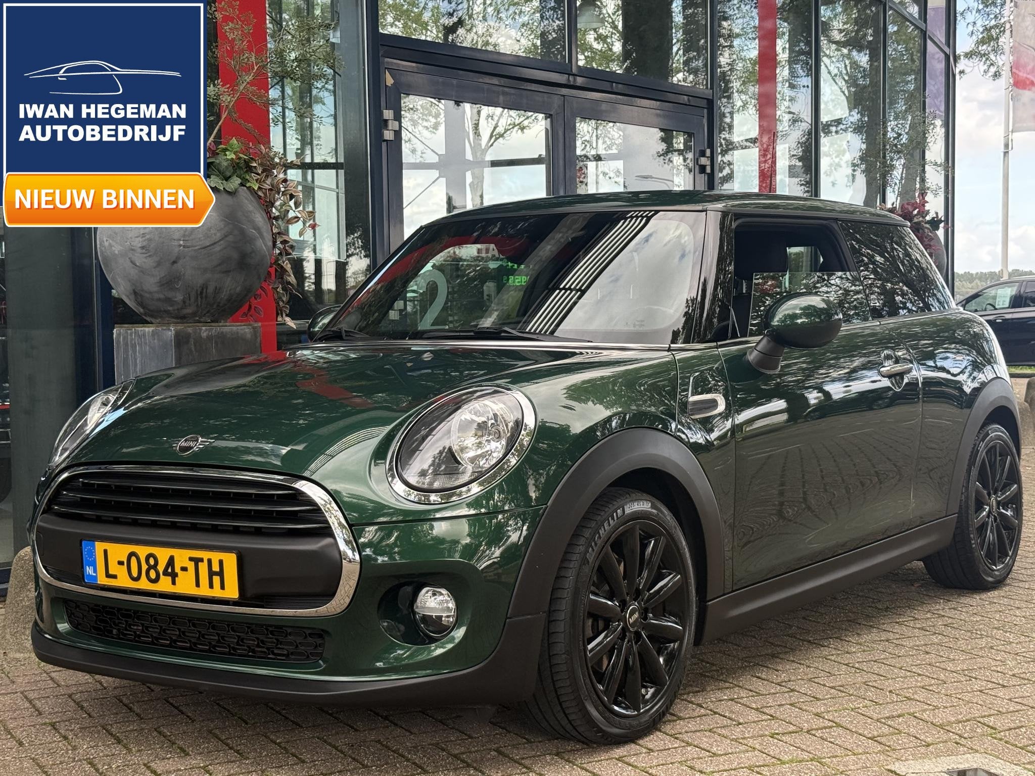 MINI 3-Deurs 1.5 One Chili | Climate control | PDC | LM Velg, Auto's, 12 maanden, Stof, Gebruikt, 4 stoelen