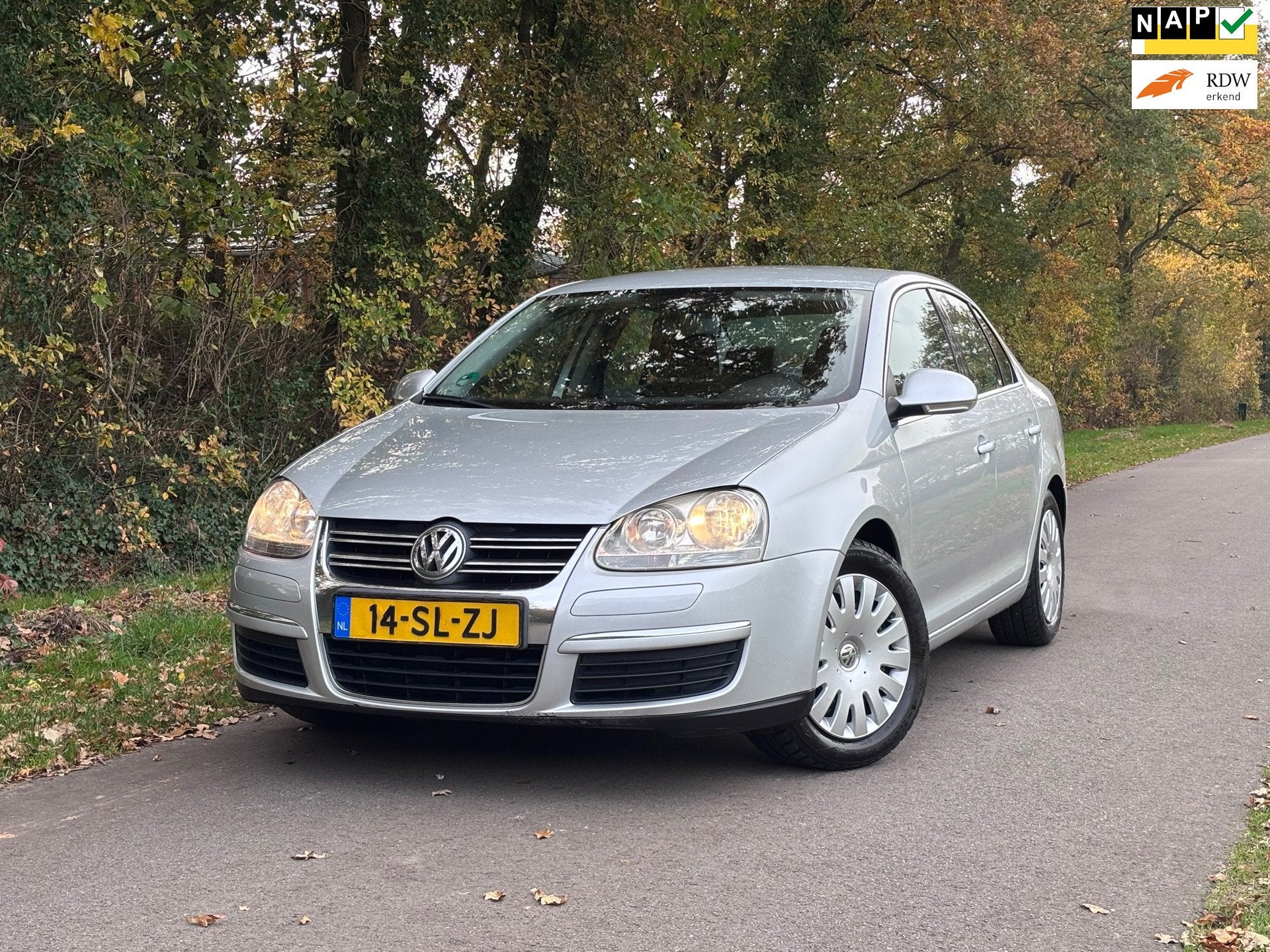 Volkswagen Jetta 2.0 FSI Comfortline | Cruise + Airco Nu €, Auto's, Gebruikt, 4 cilinders, Stoelverwarming, Origineel Nederlands