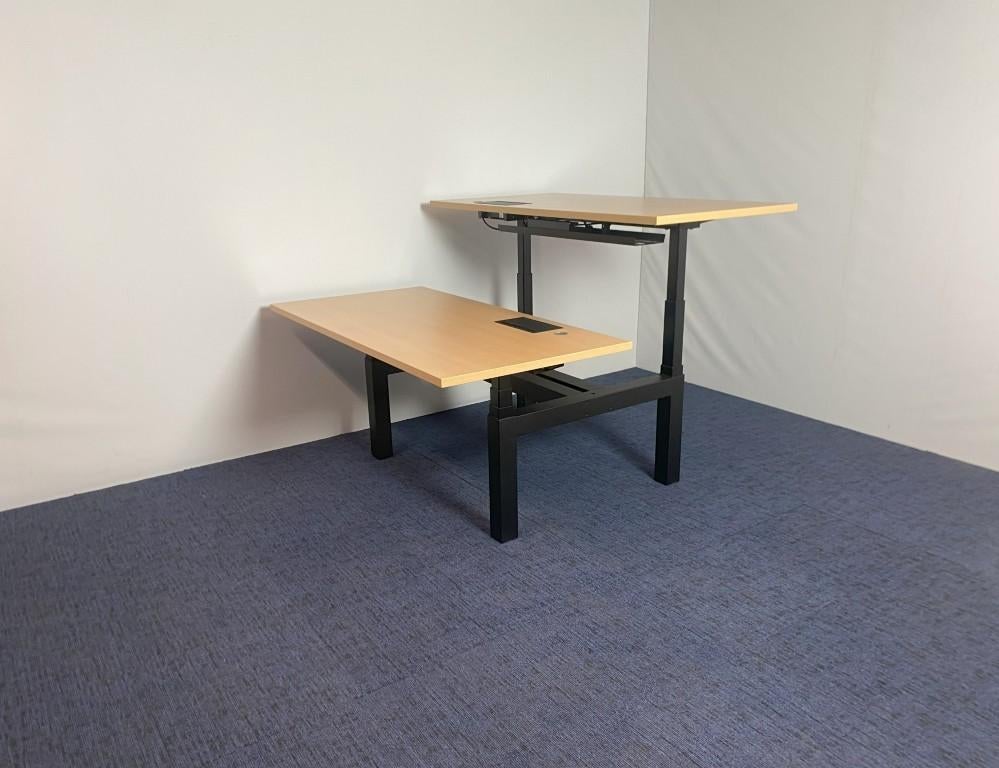 4 x Bench zit/sta bureau Gispen (elektrisch), 160 x 170 cm., Huis en Inrichting, Bureaus, Ophalen, In hoogte verstelbaar, Gebruikt