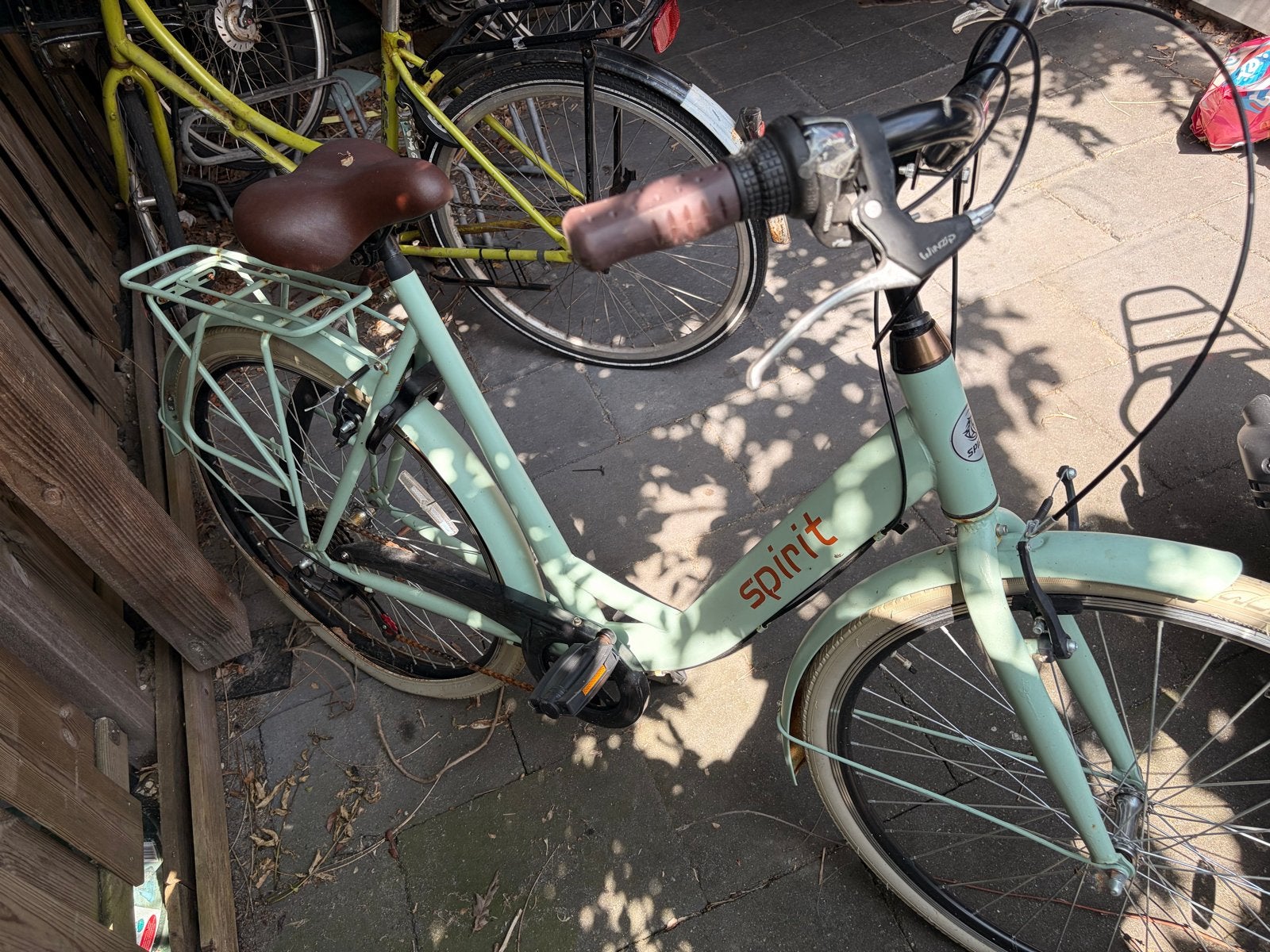 Spirit damesfiets met versnellingen en lage instap, Fietsen en Brommers, (Extra) lage instap, Velgrem, Zo goed als nieuw, 50 tot 53 cm