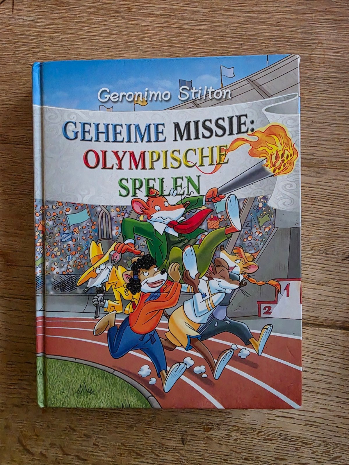 Geronimo Stilton Geheime Missie Olympische Spelen, Ophalen of Verzenden, Zo goed als nieuw, Fictie algemeen