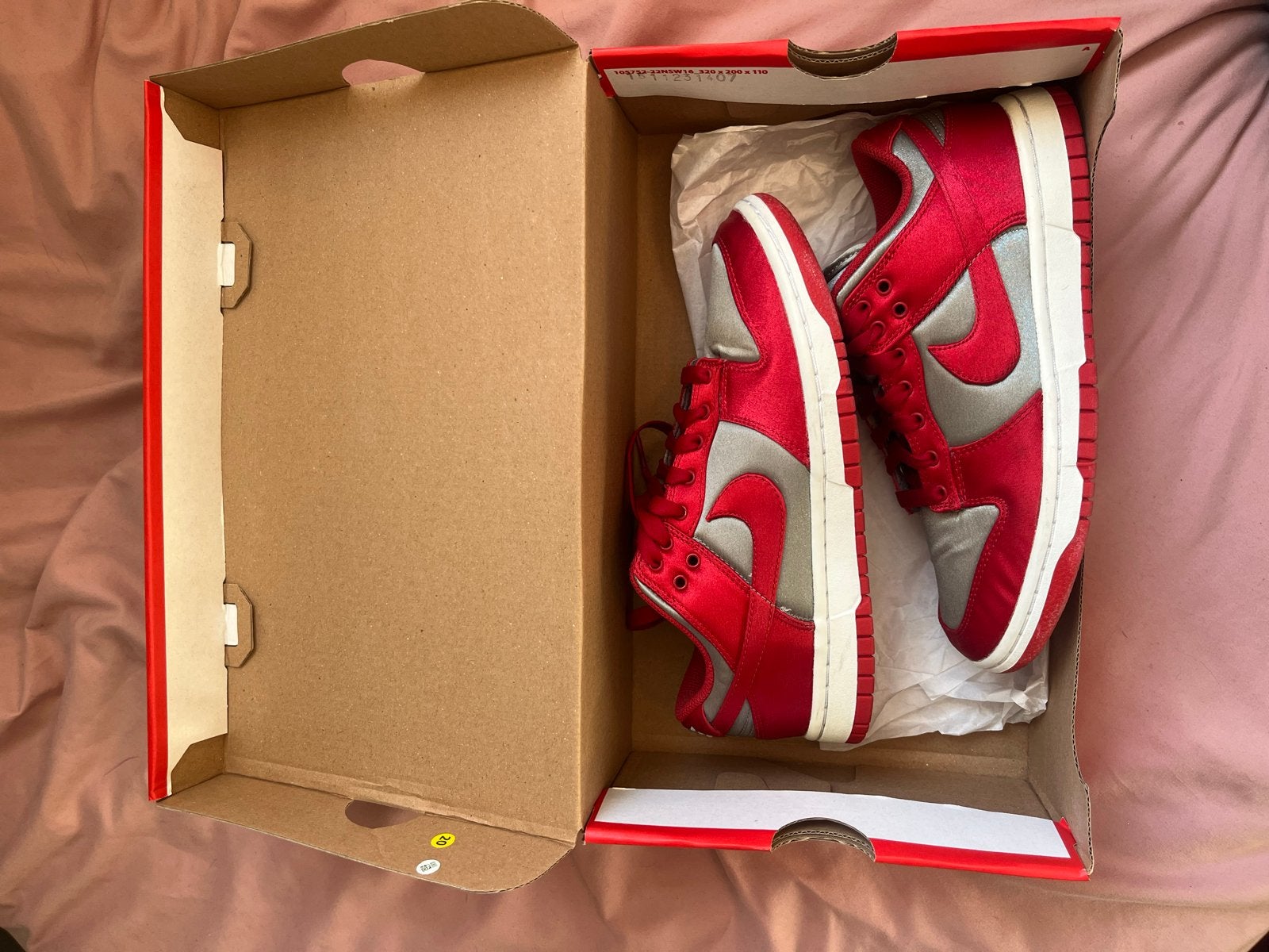 Nike Dunk Low Rood/Grijs Unisex - Maat 38, Kleding | Dames, Ophalen of Verzenden, Gedragen, Rood, Sneakers of Gympen