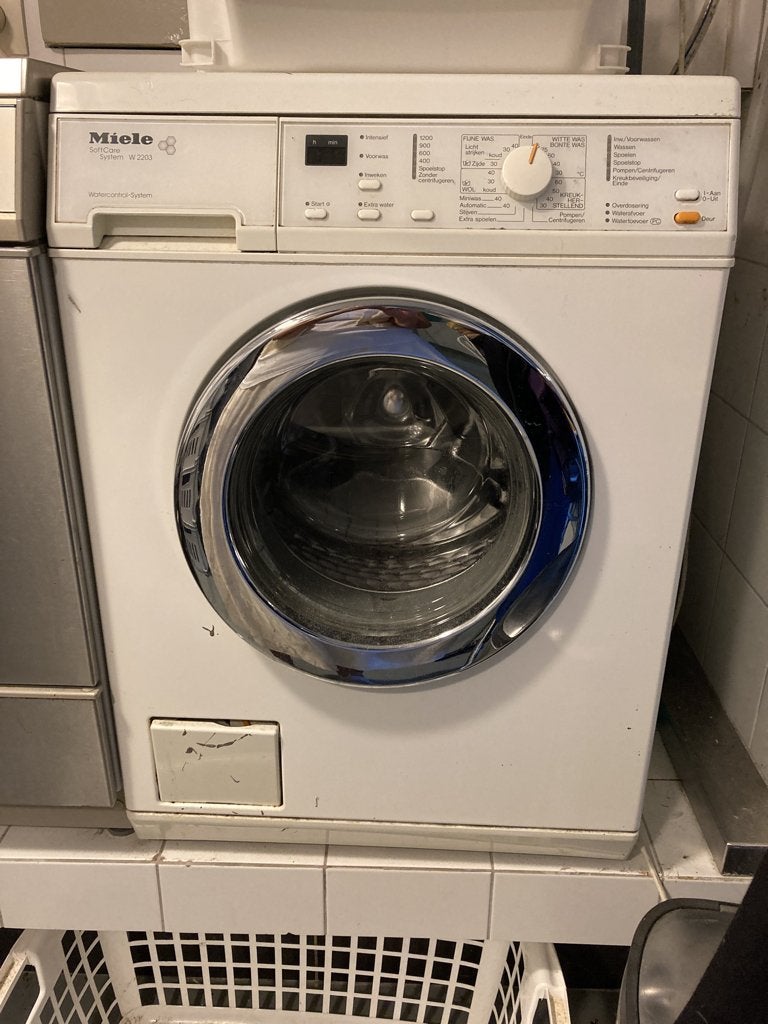 MIELE wasmachine, Ophalen, Gebruikt, 1200 tot 1600 toeren, 85 tot 90 cm
