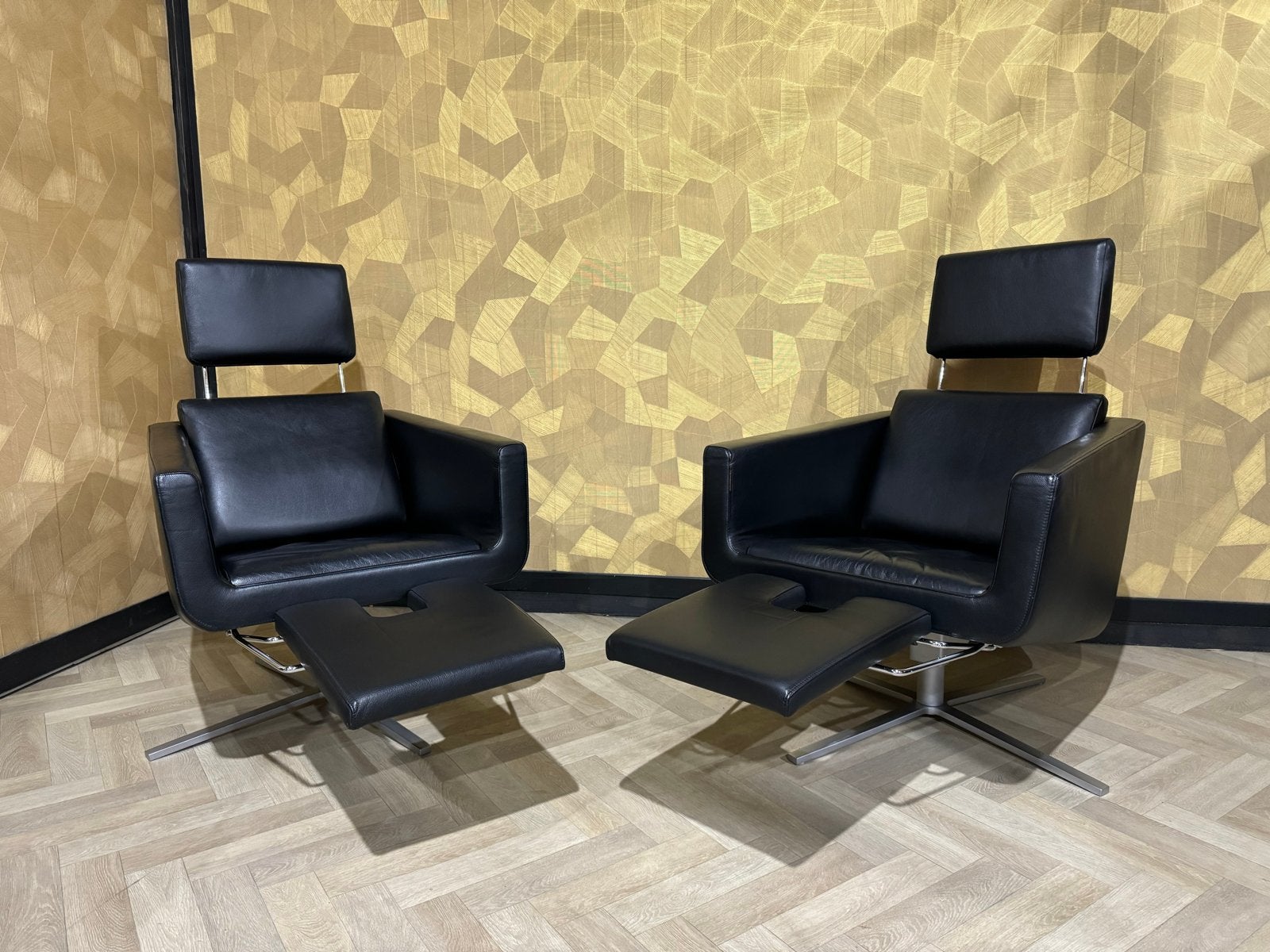 FSM Pavo Fauteuil - Zwart Leer, Relaxstoel met Voetensteun, Huis en Inrichting, Ophalen of Verzenden, Gebruikt, Leer