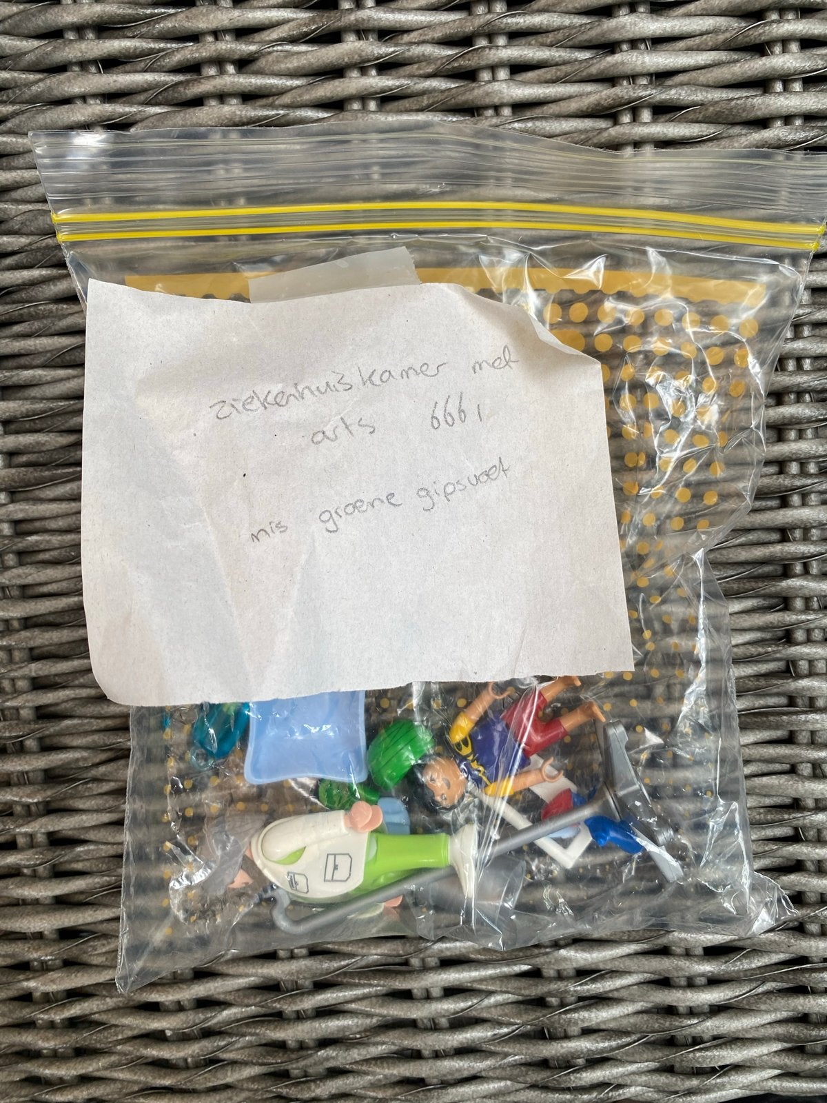 Playmobil Ziekenhuiskamer met arts (set 6661), Gebouw, Complete set, Ophalen of Verzenden, Zo goed als nieuw