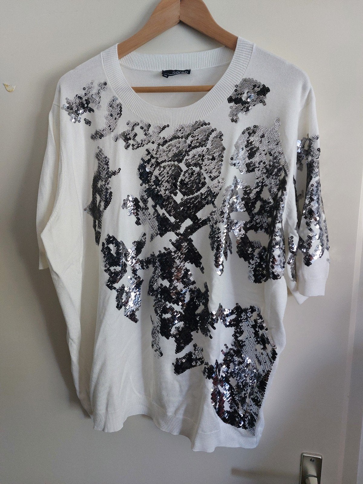 Witte Norah top met korte mouw en zilveren pailletten, Verzenden, Wit, Maat 46/48 (XL) of groter, Nieuw
