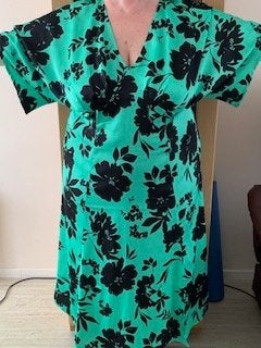 Prachtig groene jurk met bloemen New Look maat 50, Kleding | Dames, New Look, Maat 46/48 (XL) of groter, Ophalen of Verzenden