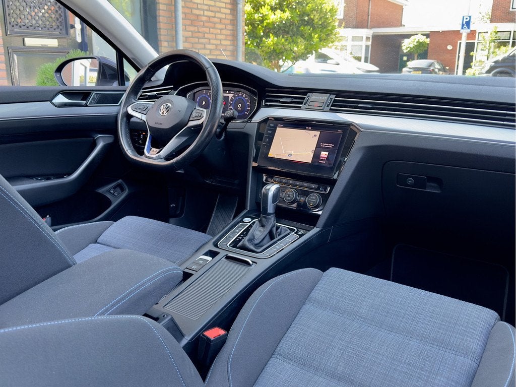 Volkswagen Passat Variant 1.4 TSI AUT7 PHEV GTE BUSINESS. PA, Auto's, Volkswagen, Gebruikt, Euro 6, 4 cilinders, Origineel Nederlands