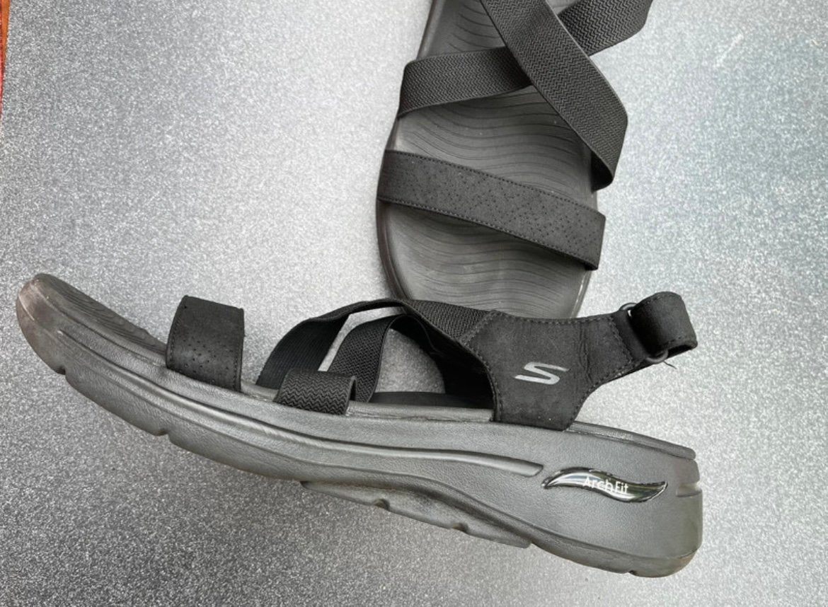 Sketschers arch fit sandalen maat 40(vj), Kleding | Dames, Schoenen, Ophalen of Verzenden, Zo goed als nieuw, Sandalen of Muiltjes