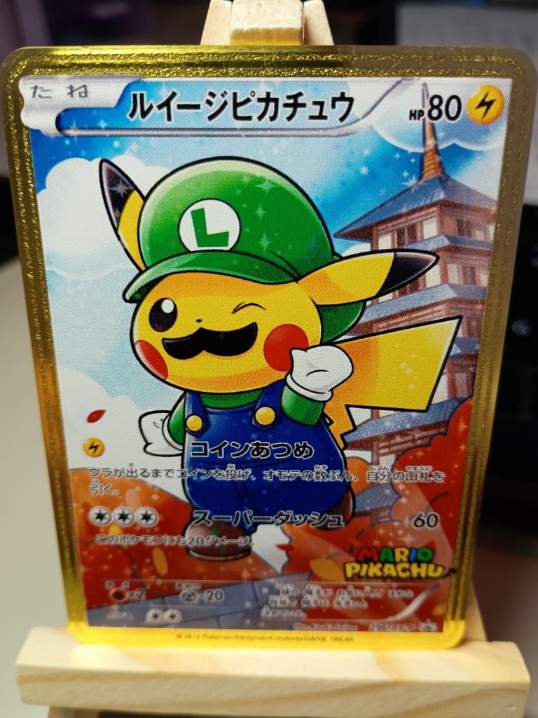 Pokemon Pikachu mario, Ophalen of Verzenden, Nieuw, Losse kaart, Foil