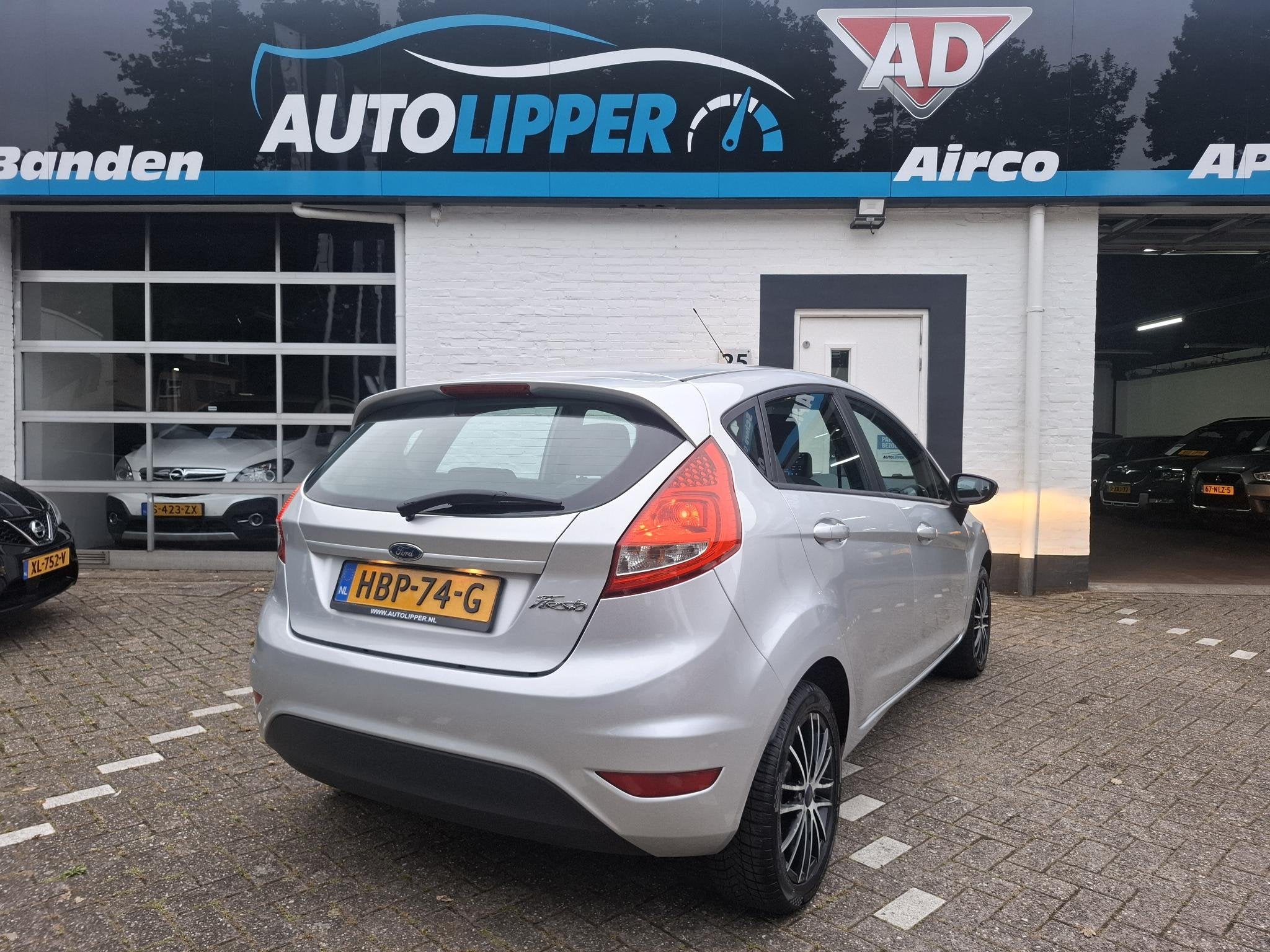 Ford Fiesta 1.25 Trend Carplay | Airco | All Seasonbanden |, Auto's, Ford, Voorwielaandrijving, Stof, 82 pk, Bedrijf