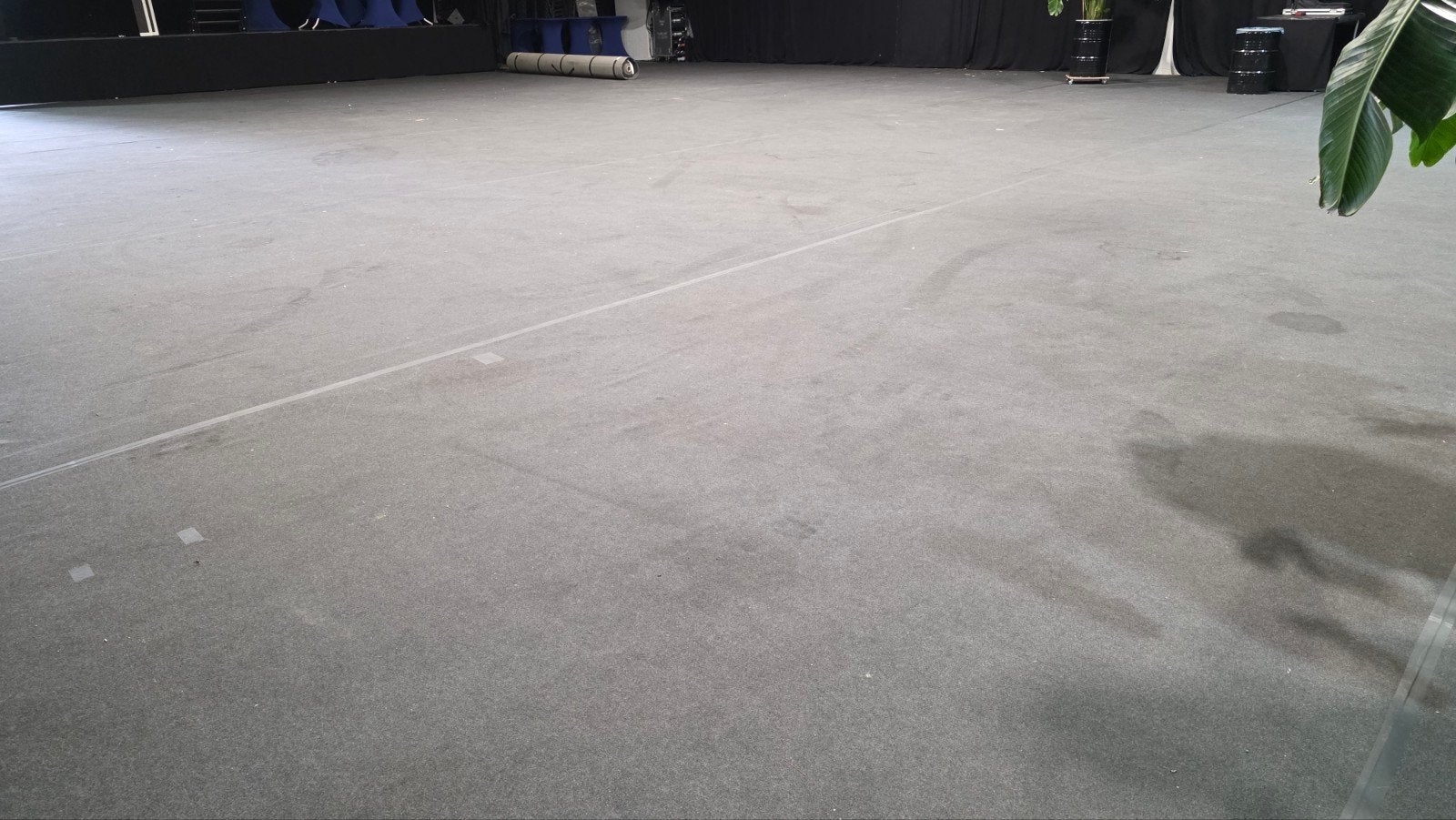 400m2 Gebruikt Naaldvilt Tapijt - Direct Af Te Halen, Gebruikt, 200 cm of meer, Ophalen of Verzenden, 200 cm of meer