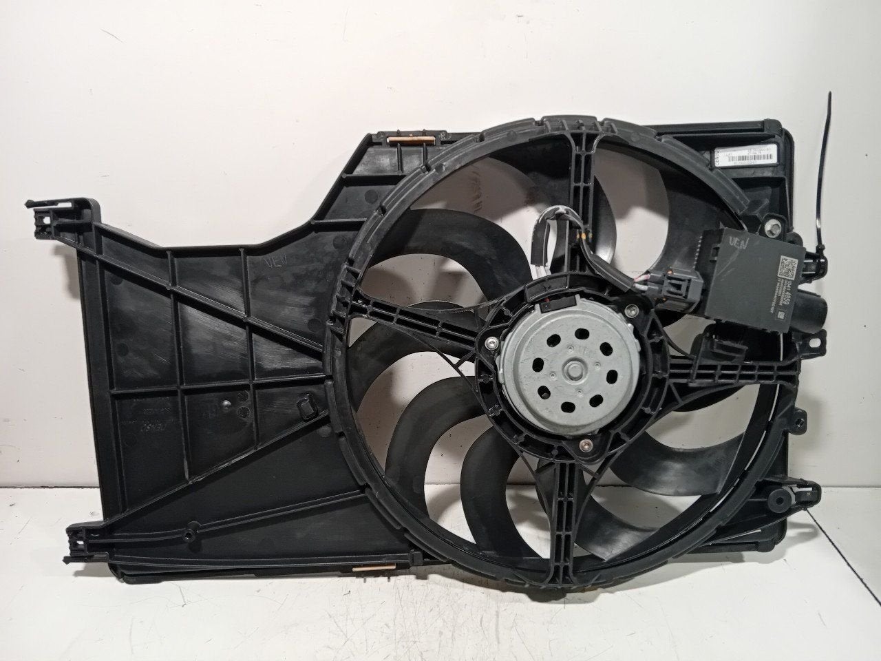 Koelventilator Vauxhall Adam, Onderdelen@venauto.nl, Van der Ven Autorecycling B.V., Gebruikt, Ettenseweg 76, 4706 PB Roosendaal, The Netherlands