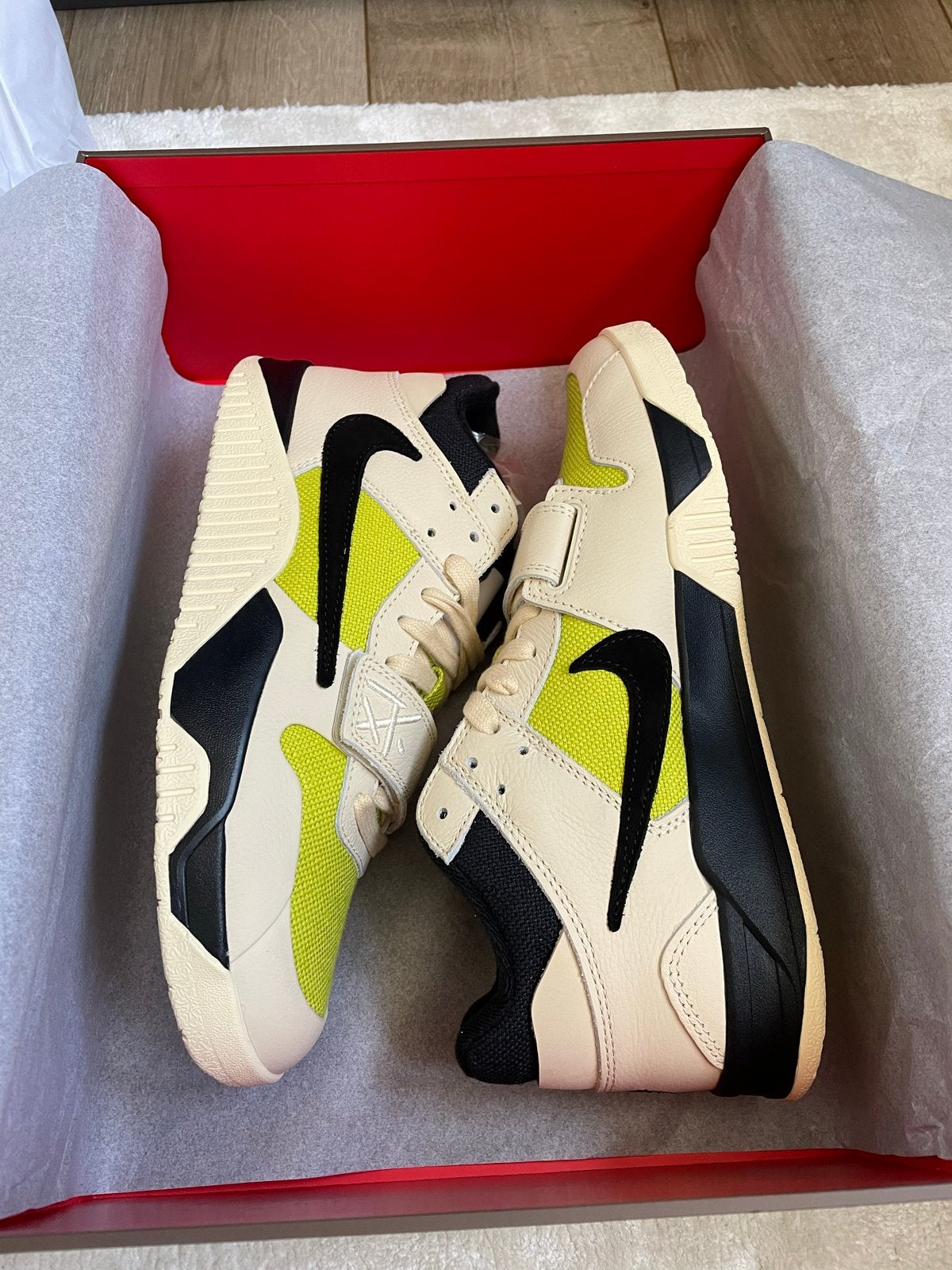 Nike Air jordan Jumpman Jack TR maat 42,5, Overige kleuren, Nieuw, Ophalen of Verzenden, Sneakers of Gympen