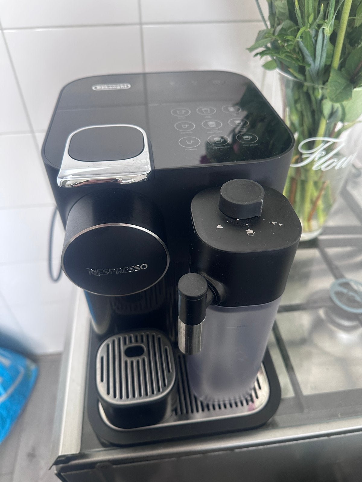 Nespresso delonghi latissima, Ophalen, Koffiepads en cups, Gebruikt, Espresso apparaat