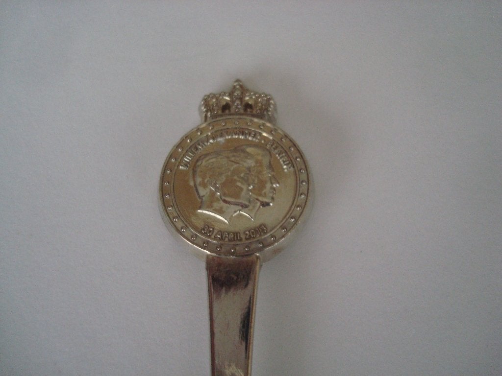 Lepeltje Willem Alexander Beatrix  D.E., Ophalen of Verzenden, Nieuw, Speld(je) of Lepel(tje)