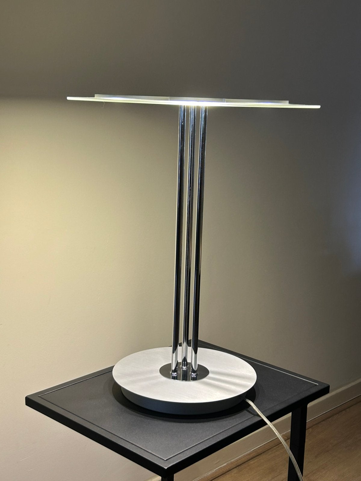 Foto 4 van Mooie tafellamp led