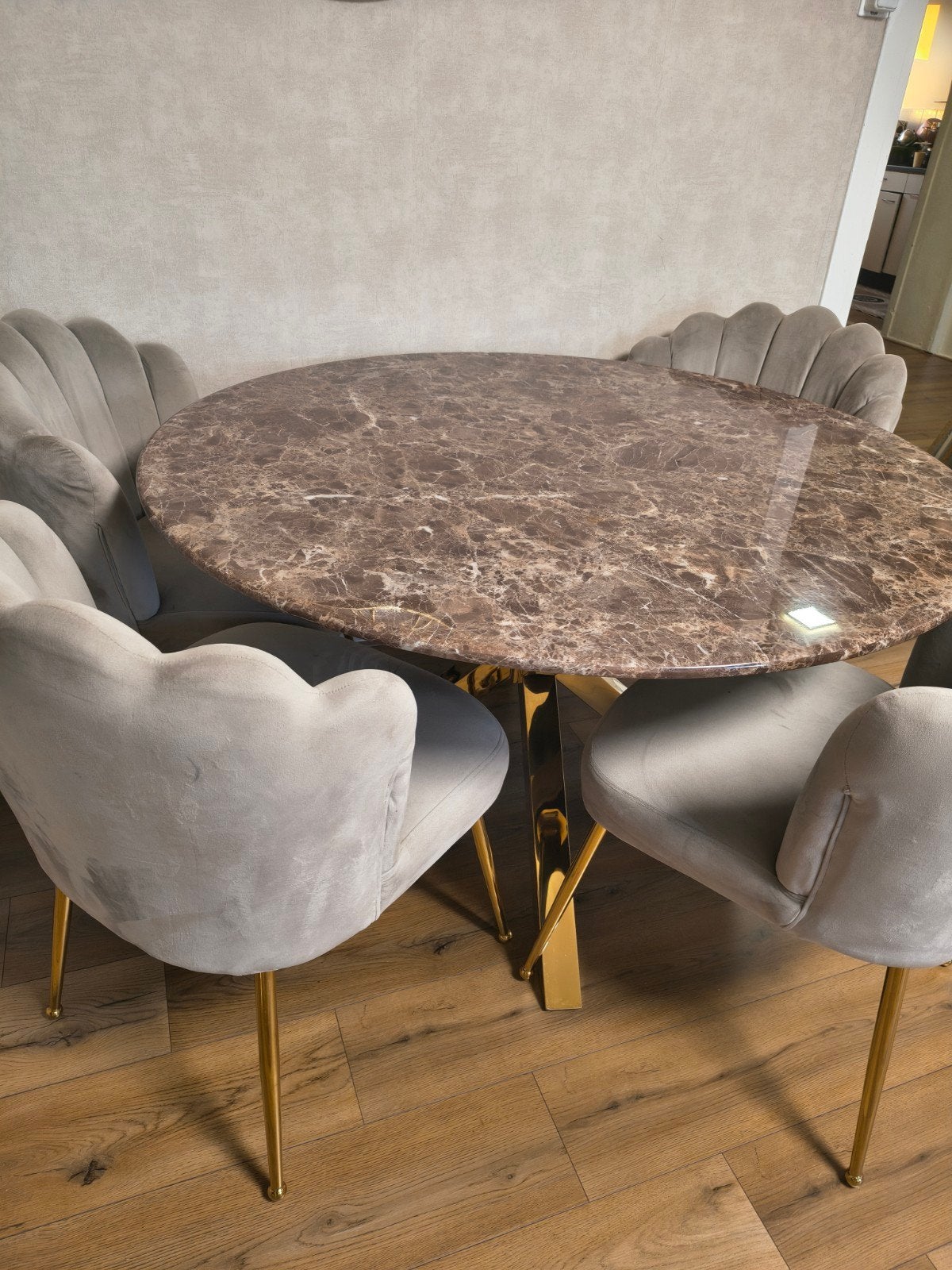 Eettafel met 4 stoelen, Ophalen, Rond, 100 tot 150 cm