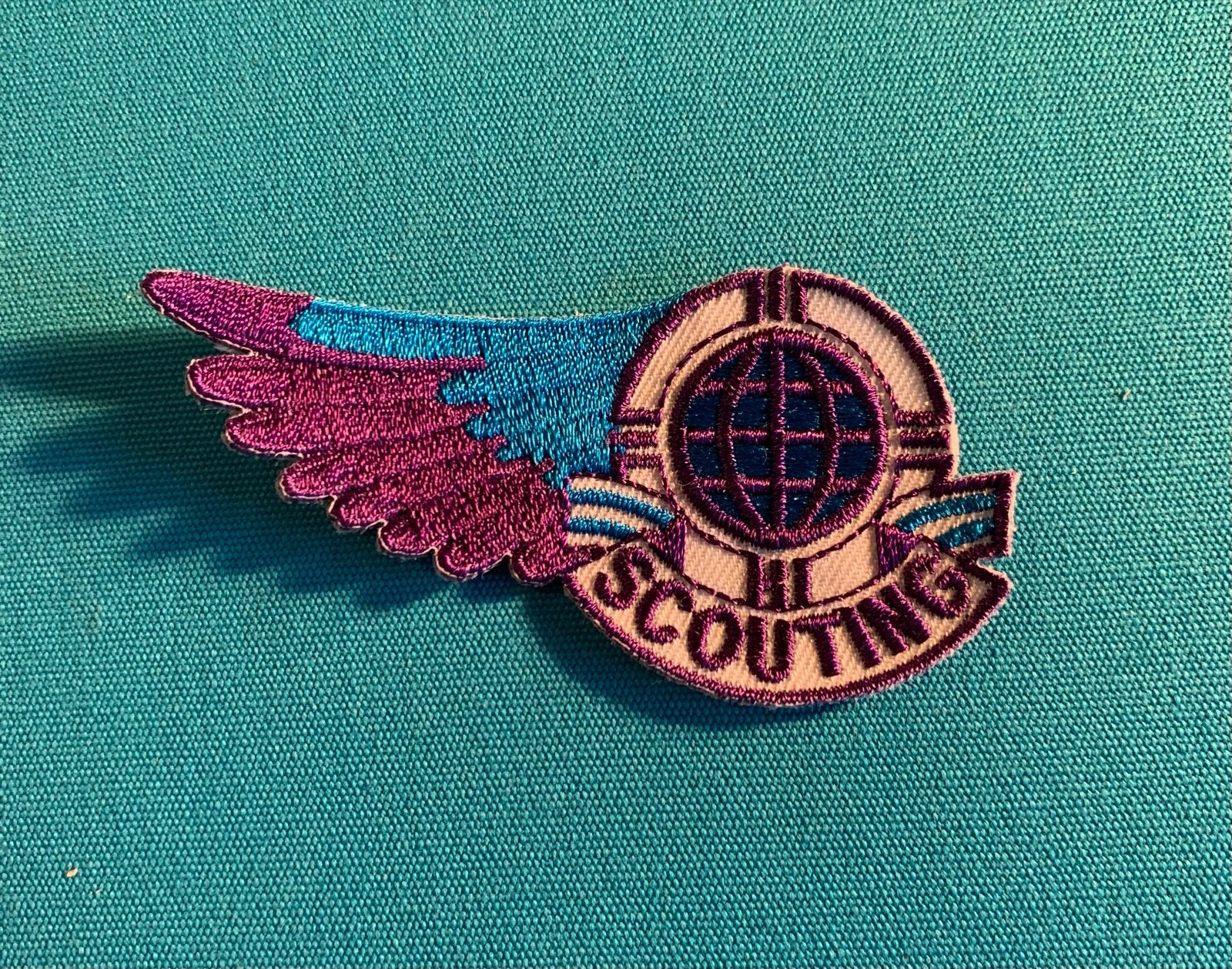 Scouting insigne: Rowan wing, Verzamelen, Ophalen of Verzenden, Zo goed als nieuw, Embleem, Speld of Insigne