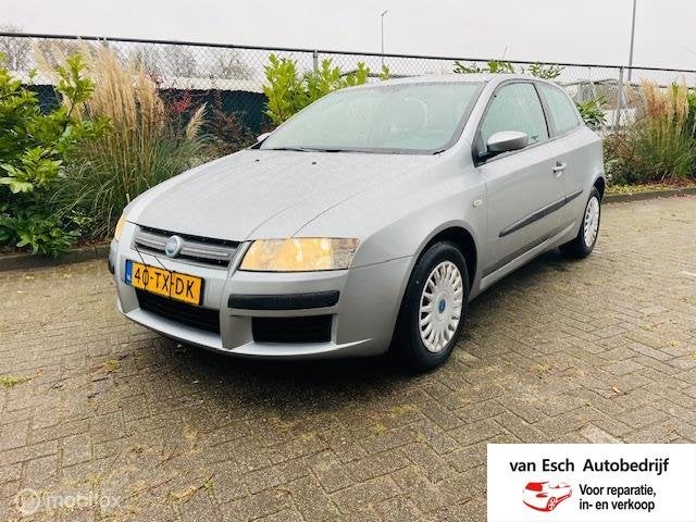 Fiat Stilo 1.4-16V Racing I NIEUWE APK I 6 BAK I AIRCO I NET, Gebruikt, Zwart, Origineel Nederlands, Bedrijf