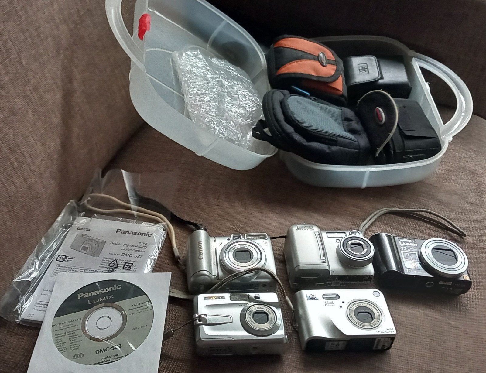 5 compactcamera's: Canon, Nikon, Panasonic, Pentax, Ingebouwde flitser, Ophalen of Verzenden, Compactcamera, 4 t/m 7 keer