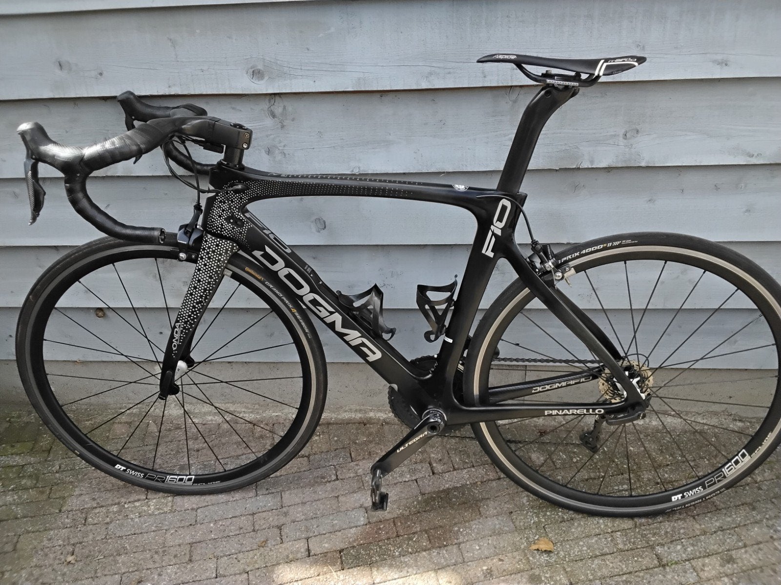 Pinarello Dogma Di2  versn. Ultegra afgemonteerd, maat 53-54, 28 inch, Carbon, Zo goed als nieuw, Meer dan 20 versnellingen