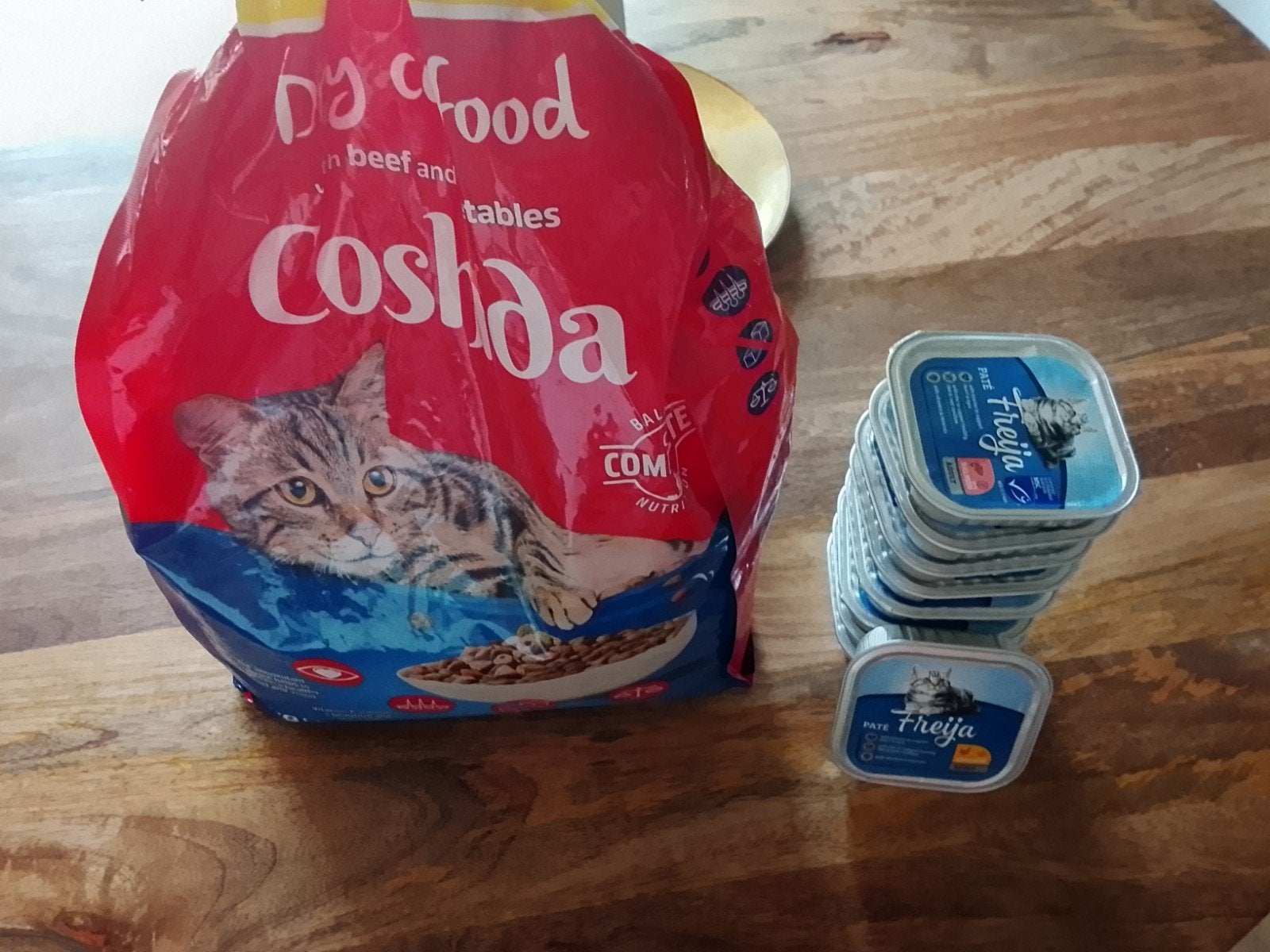 Gratis ophalen droogvoer kat en paté, Ophalen, Kat
