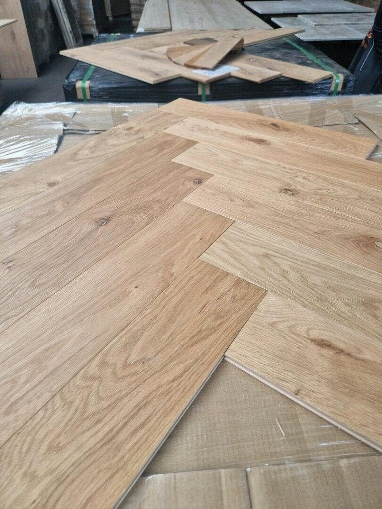 NIEUW RESTPARKET; 110M2 EIKEN VISGRAAT VLOER, GEOLIED! SALE, Ophalen, Nieuw, 75 m² of meer, Parket