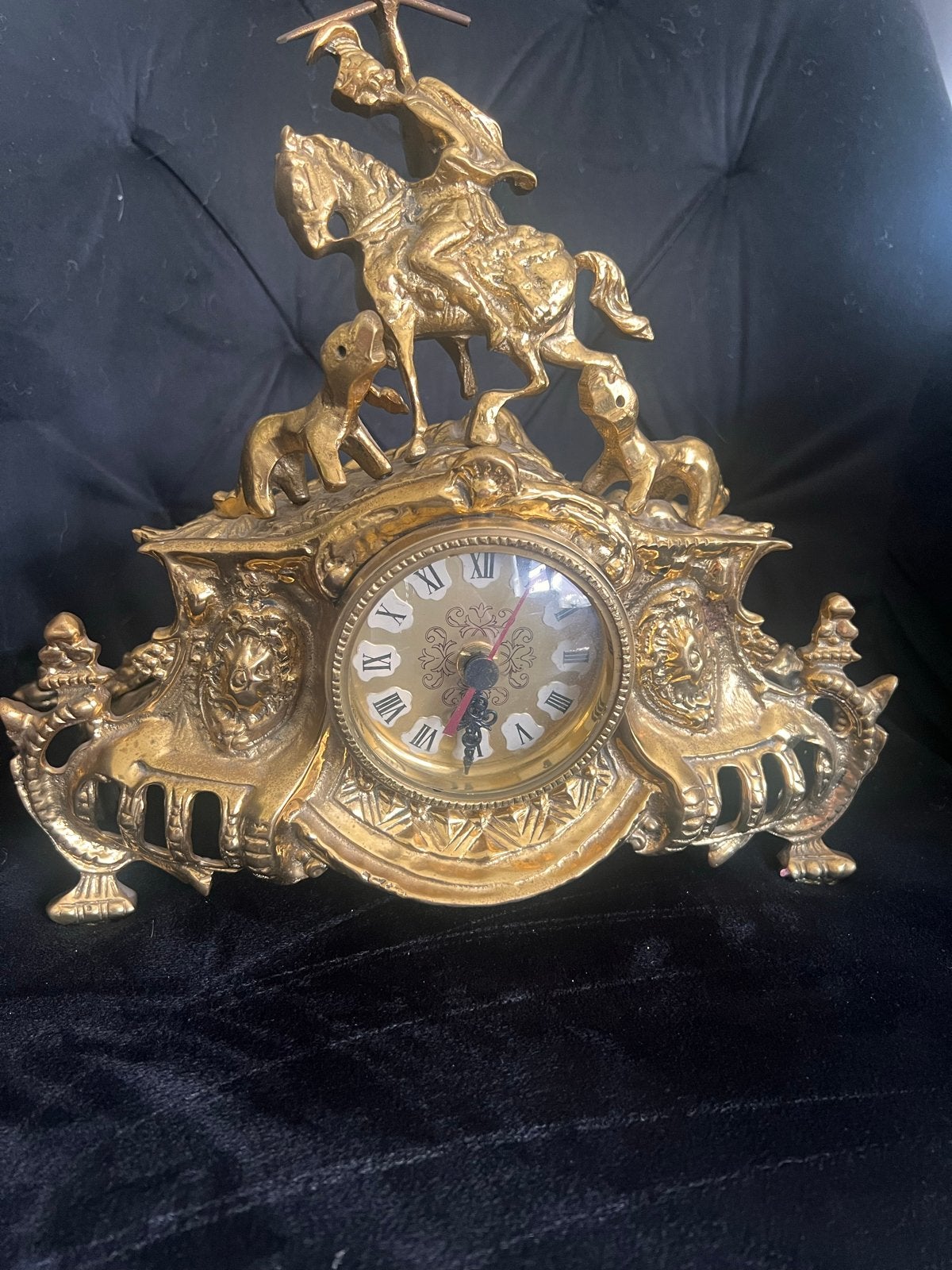Antieke metalen klok met jachtscène, Antiek en Kunst, Antiek | Klokken, Ophalen of Verzenden