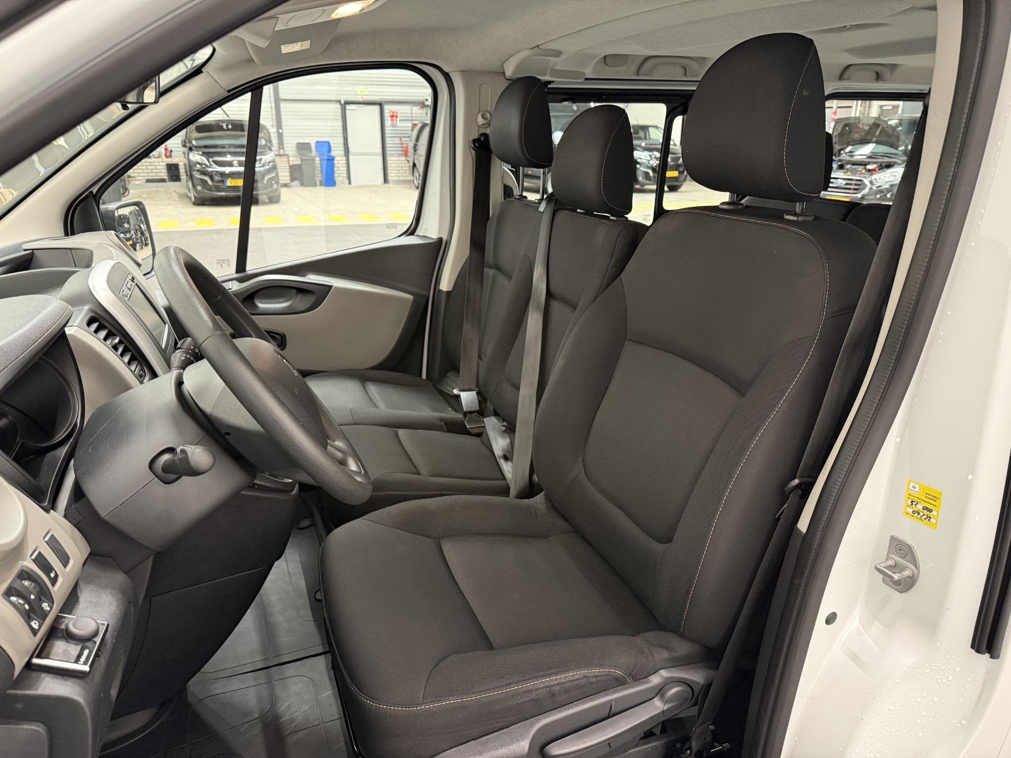 Renault Trafic Passenger 1.6 dCi Grand Zen Energy 9persoons, Auto's, Stof, Gebruikt, Euro 6, 2000 kg
