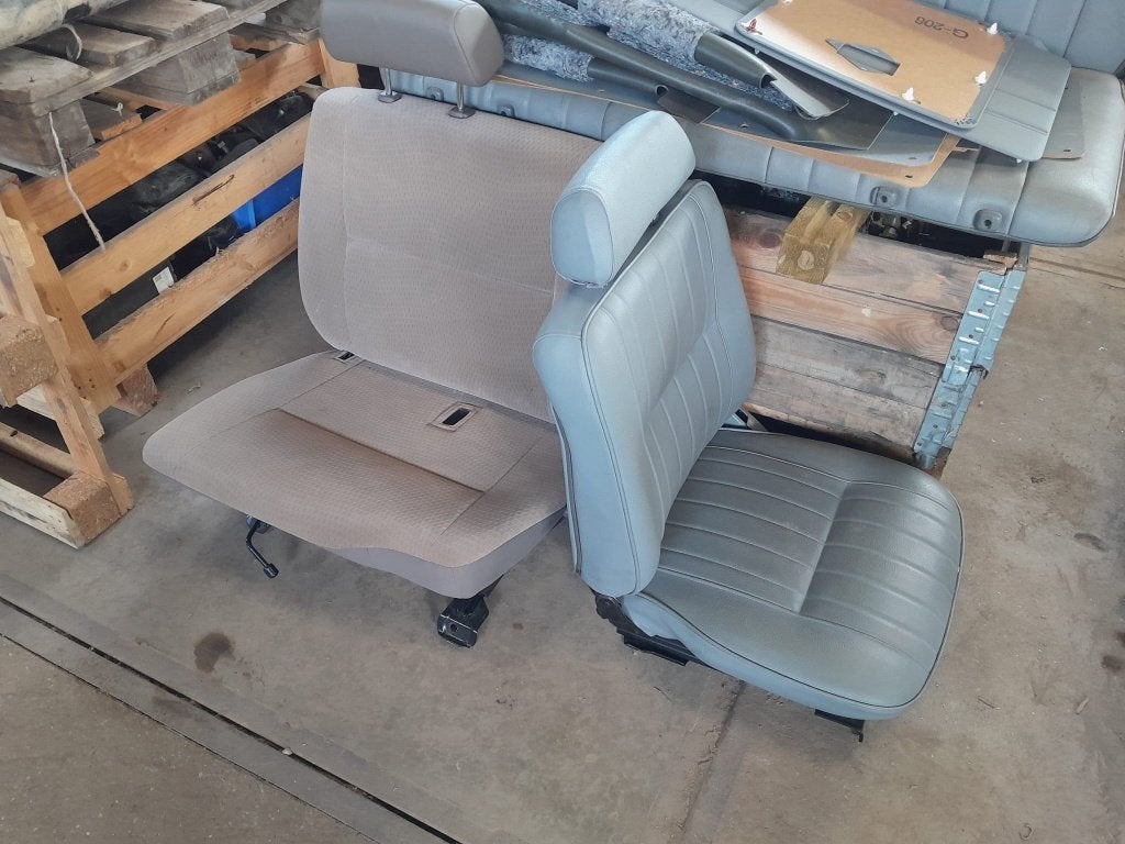 Stoelen Toyota Landcruiser J70-73/Land cruiser achterbank 75, Ophalen, Gebruikt, Toyota
