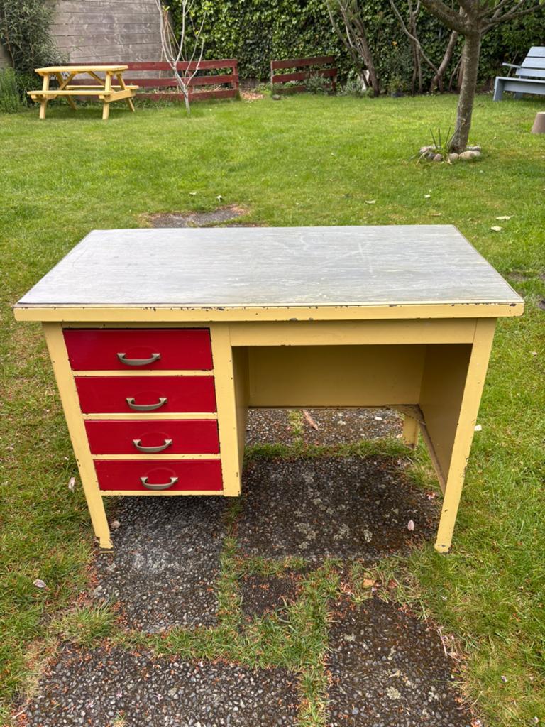 Vintage bureau stalen kinderbureau gispen stijl, Ophalen, Gebruikt