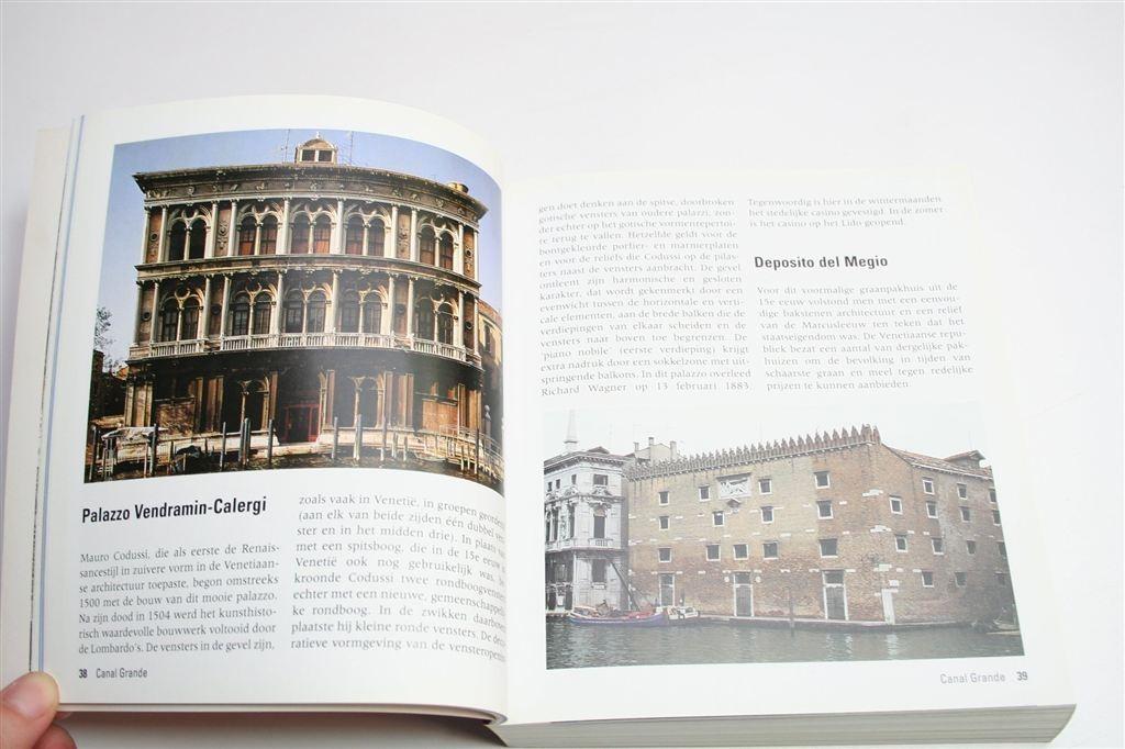 Venetië — Kunst & Architectuur — Rijk Geïllustreerd, Overige merken, Europa, Ophalen of Verzenden, Zo goed als nieuw