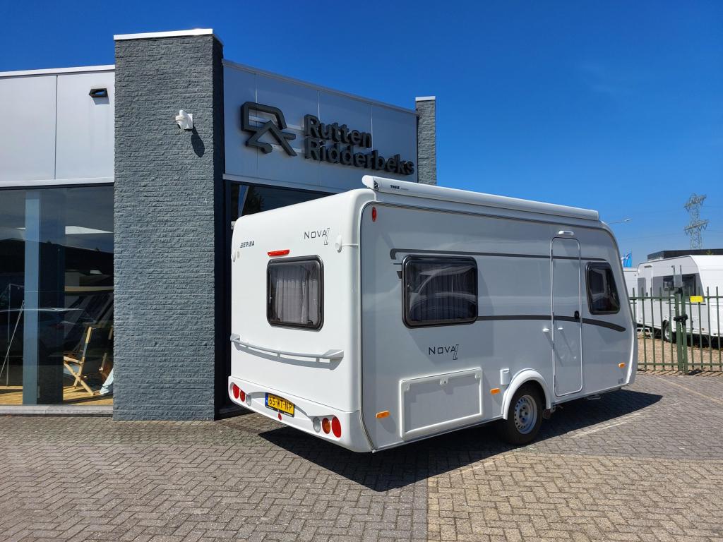 Eriba Nova Light 465, Caravans en Kamperen, Standaardzit, Schokbreker, Bedrijf, Tot en met 3